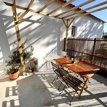 Pine & Apple Beach House Colares Luaran gambar